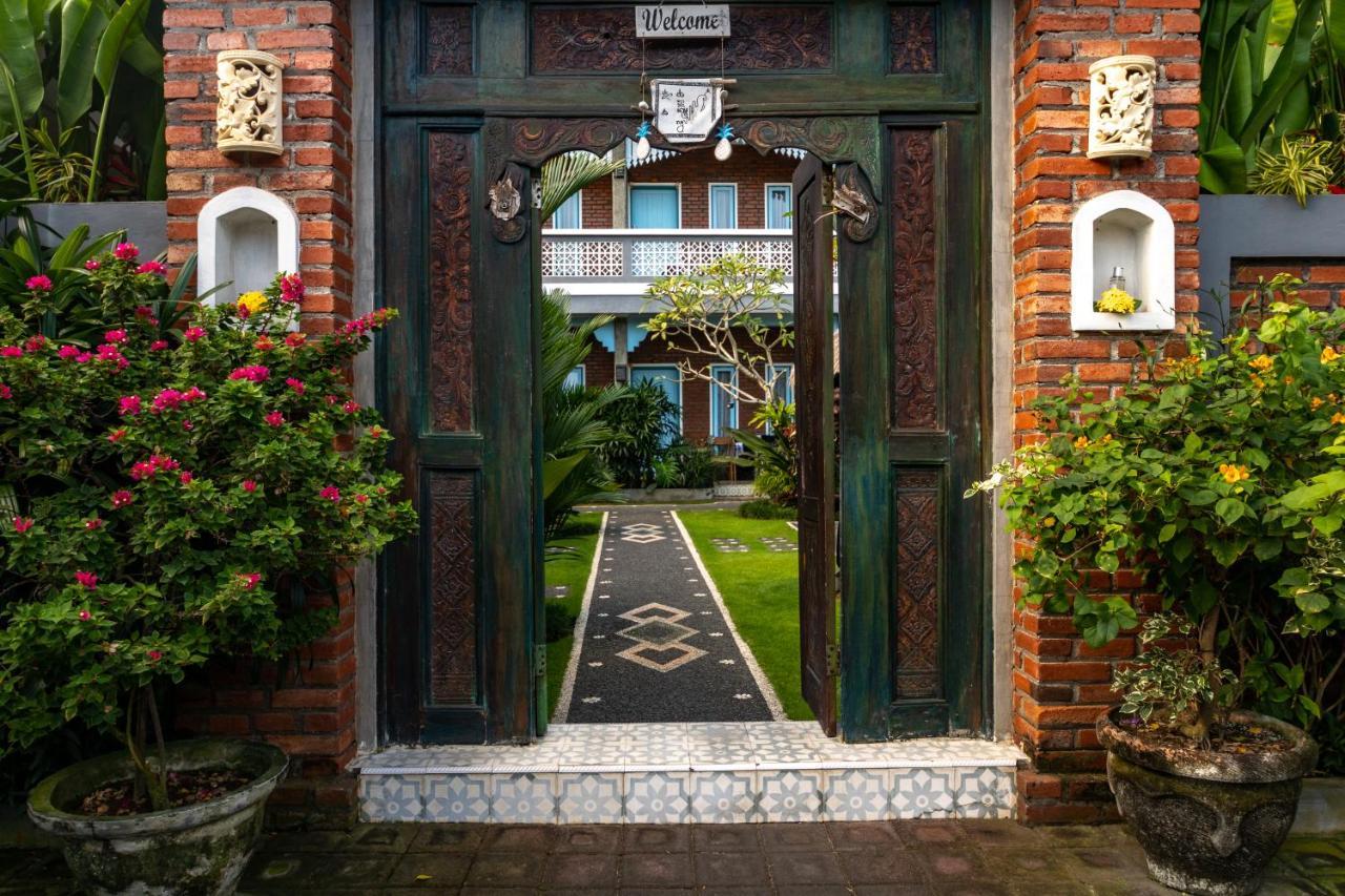 D-Anyar Stay And Surf Canggu ภายนอก รูปภาพ