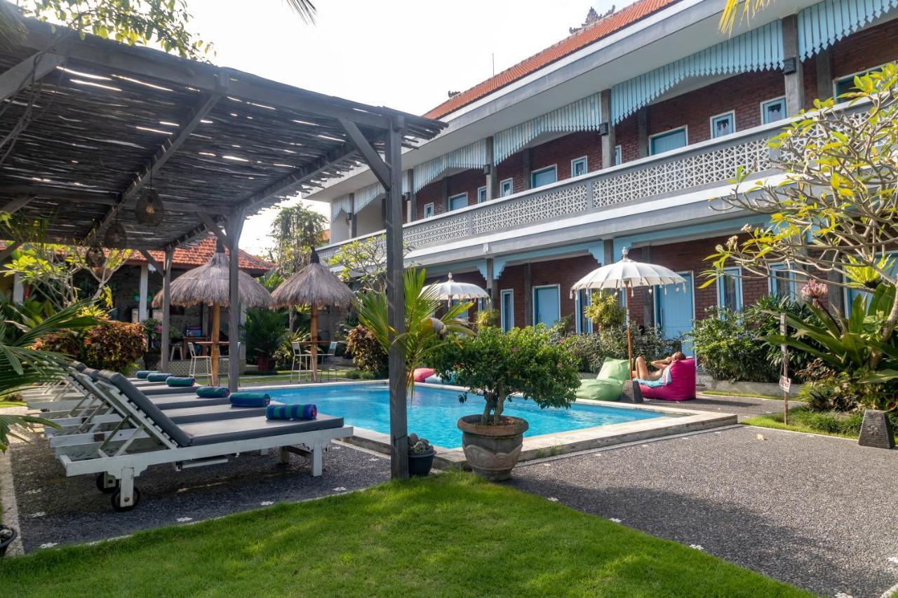 D-Anyar Stay And Surf Canggu ภายนอก รูปภาพ