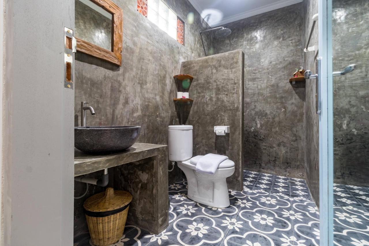 D-Anyar Stay And Surf Canggu ภายนอก รูปภาพ