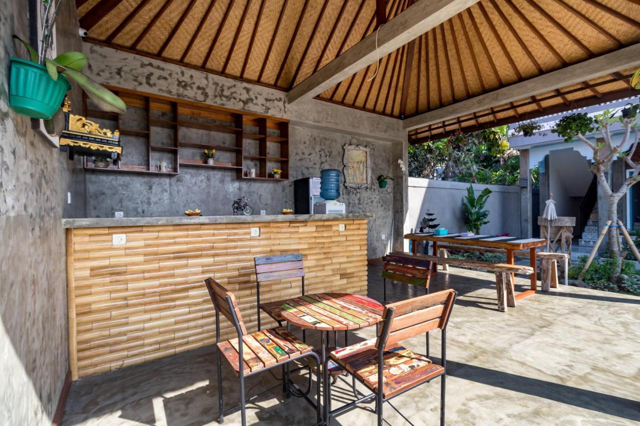 D-Anyar Stay And Surf Canggu ภายนอก รูปภาพ